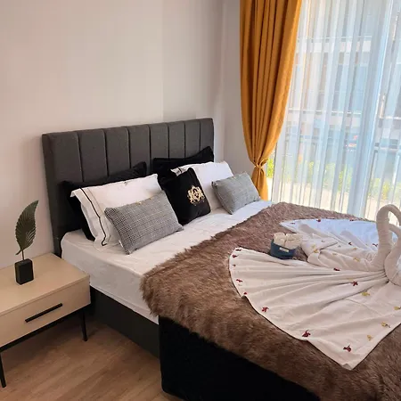 Okurcalar 126 M Havuzlu Bir Yatak Odali Apartman *